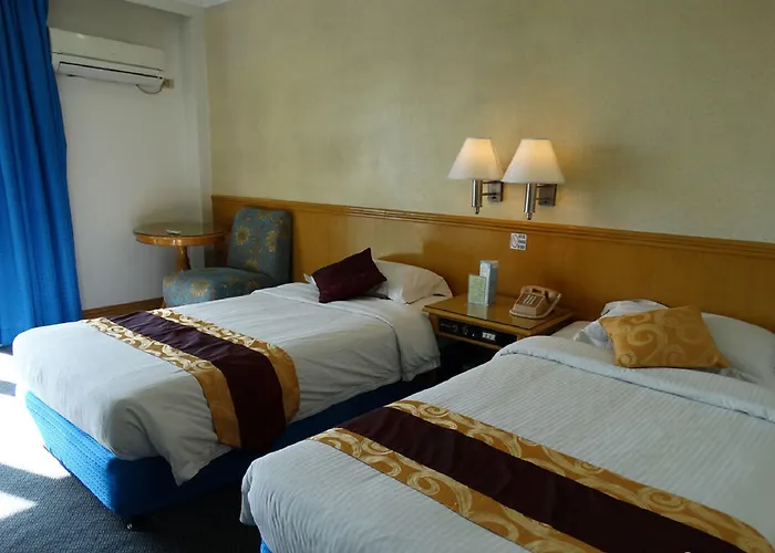 Hotel The Aloha Manila