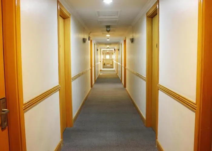 Hotel The Aloha 3*