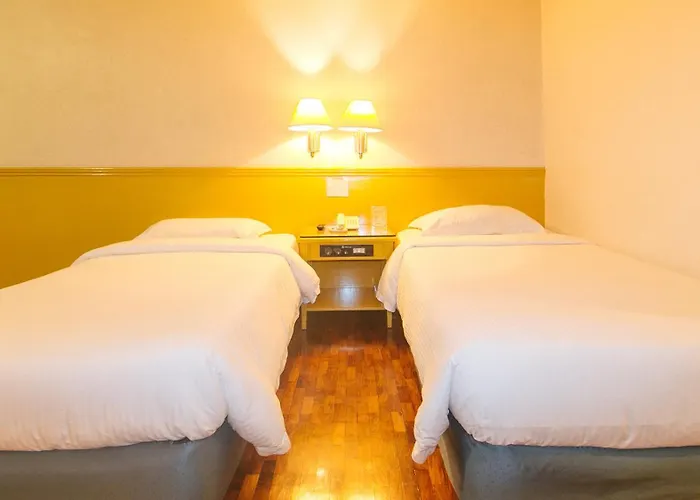 Hotel The Aloha 3*