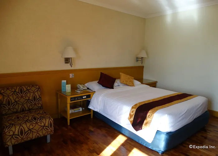 The Aloha Hotel 3*
